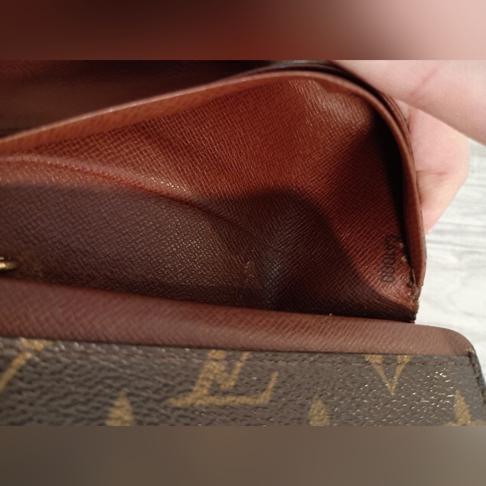 Louis Vuitton Monogram Porte Monnaie Billets Tresor Wallet - Picture 11 of 14